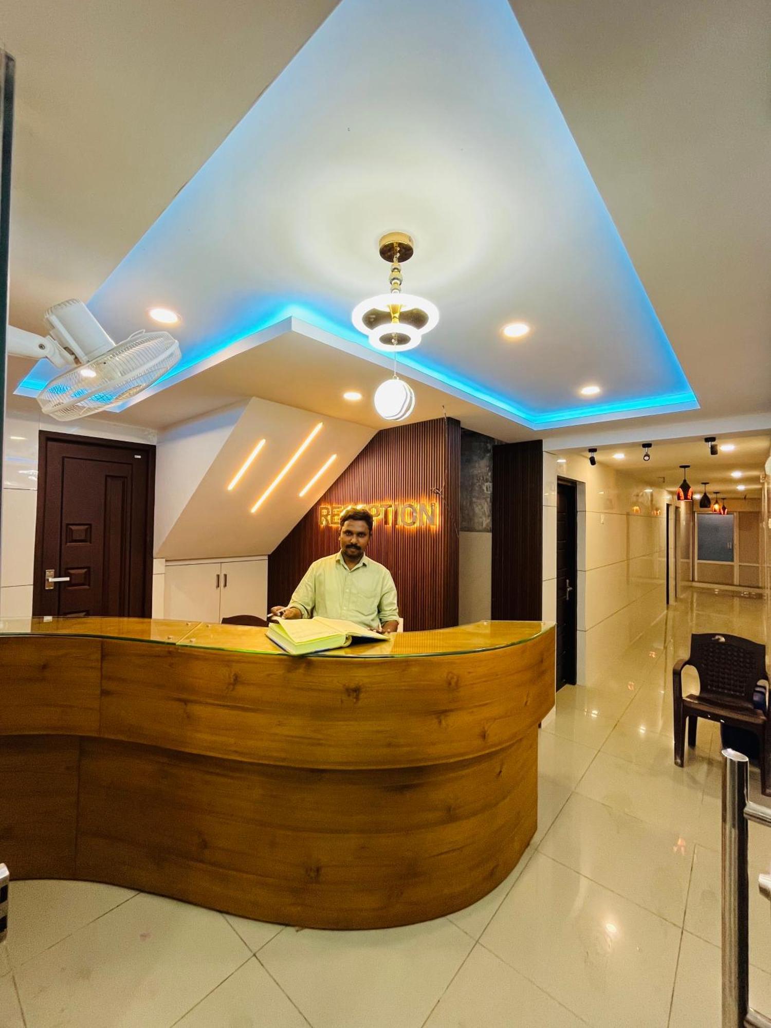 Priya Lodge Kozhikode Exterior foto